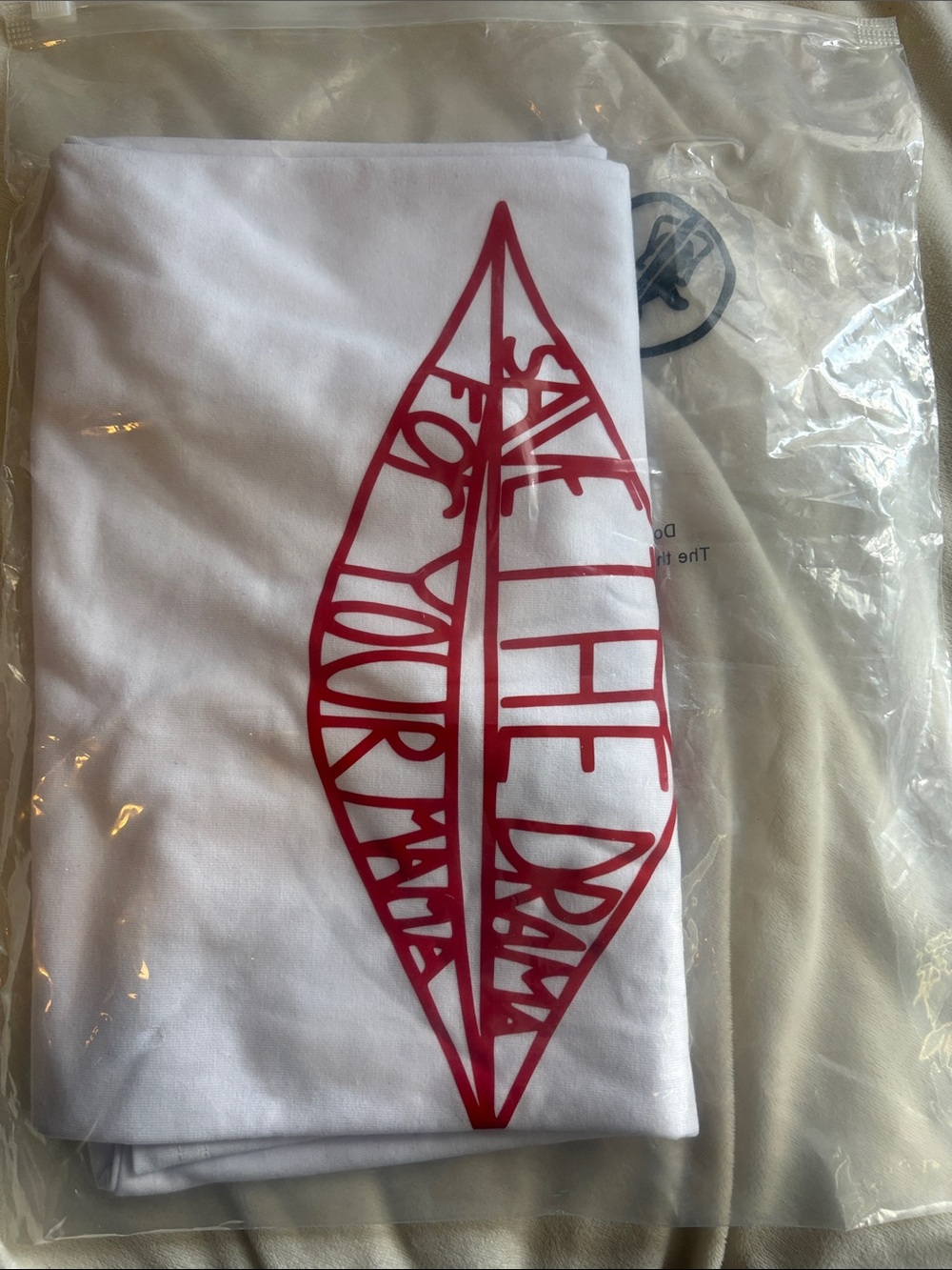 Semisun White Tee with Red Lip Graphic Medium - Picture 2 of 4